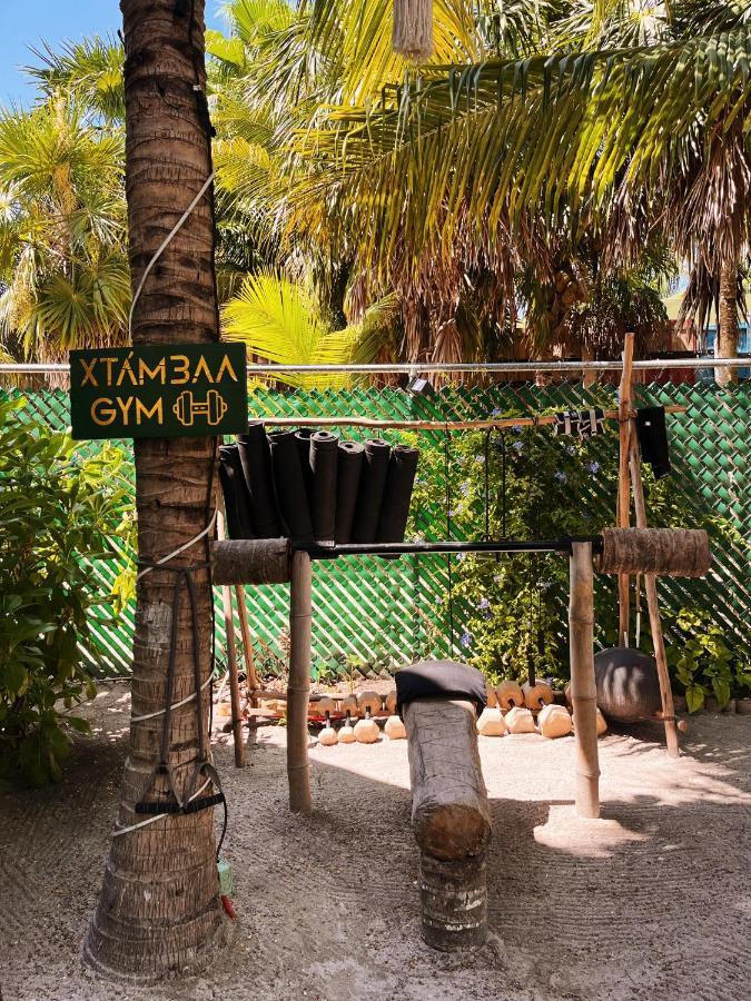 Xtambaa Cabins & Spa Only Adults El Cuyo Esterno foto