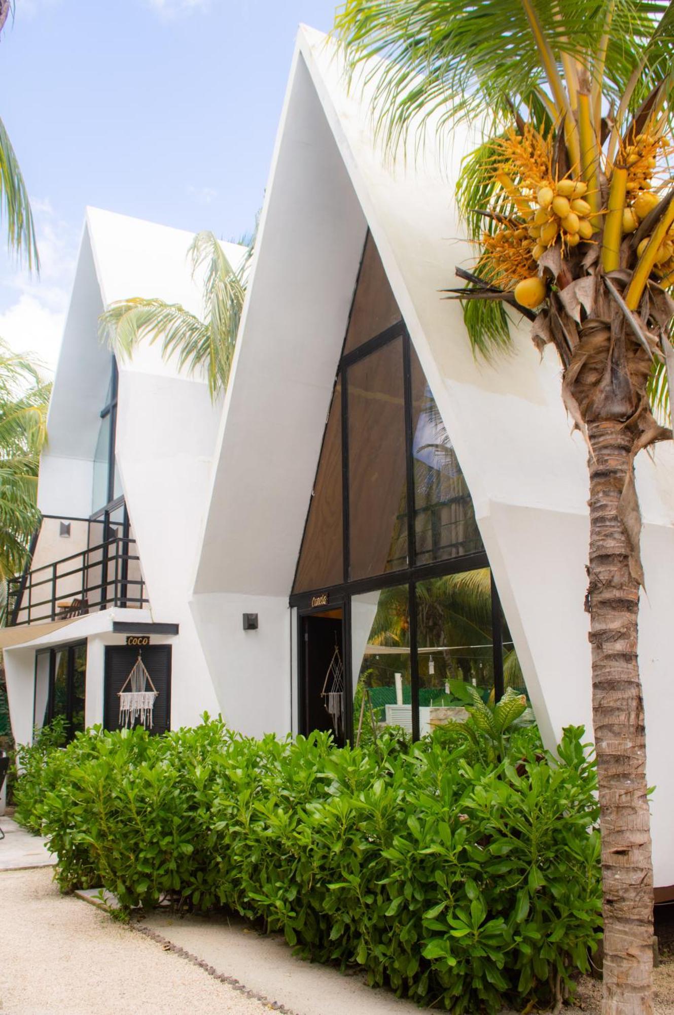 Xtambaa Cabins & Spa Only Adults El Cuyo Esterno foto